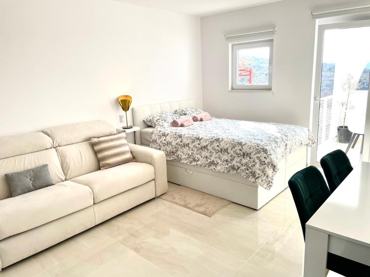 סטיניצה Apartment Vila ** מראה חיצוני תמונה